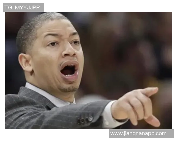 快船战绩惨淡泰伦卢面临下课危机球队何去何从